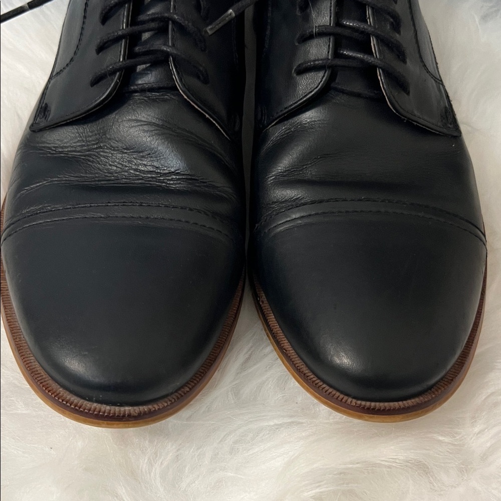 Classic Black Leather Men's Derby Shoes - Picture 5 of 5